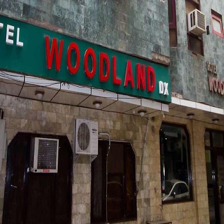 Hotel Woodland Deluxe New Delhi Exterior foto