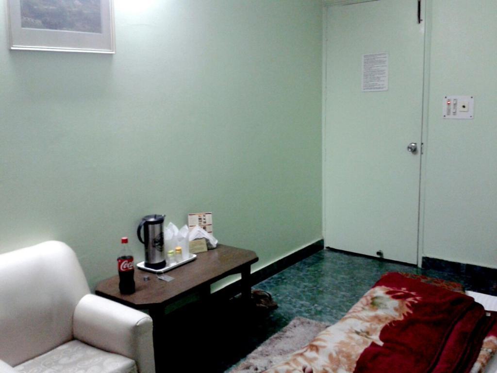 Hotel Woodland Deluxe New Delhi Cameră foto