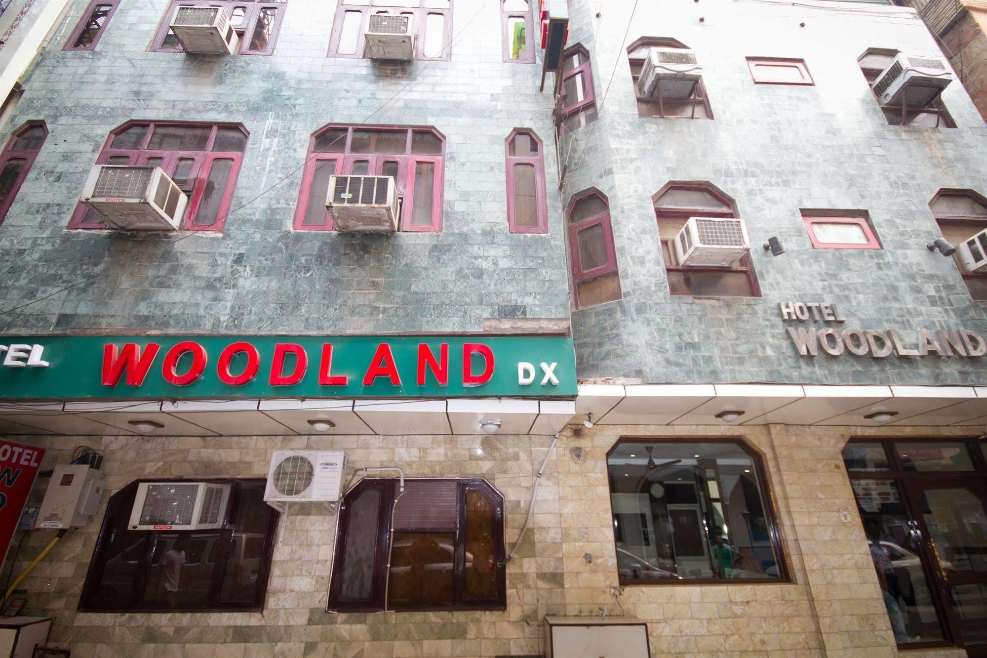Hotel Woodland Deluxe New Delhi Exterior foto